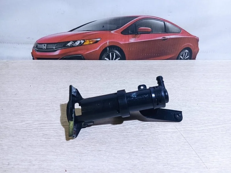 Форсунка омывателя правая Honda Accord CL K24A3