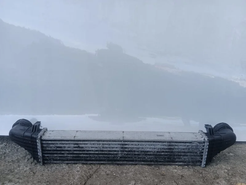 Интеркулер Mercedes-Benz E-Klass W211