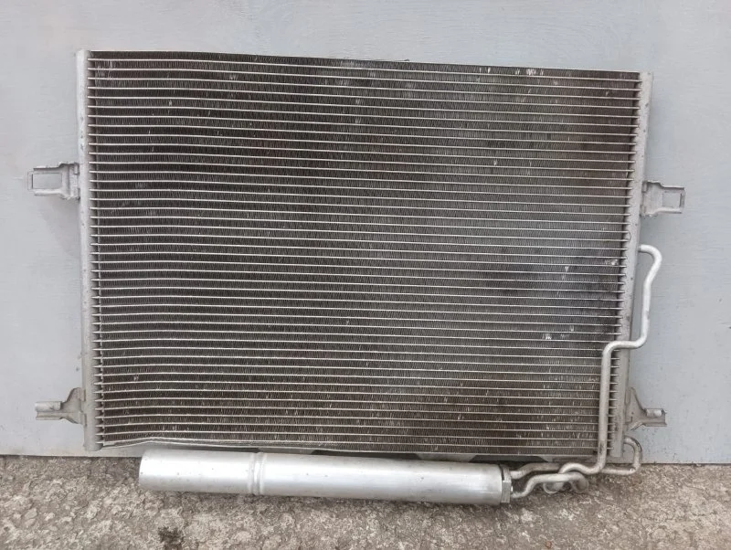 Радиатор кондиционера Mercedes-Benz E-Klass W211