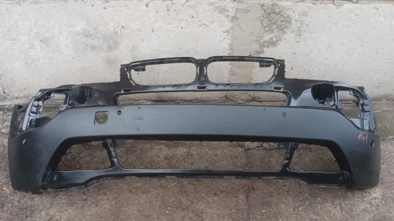 Бампер передний BMW X3 Е83