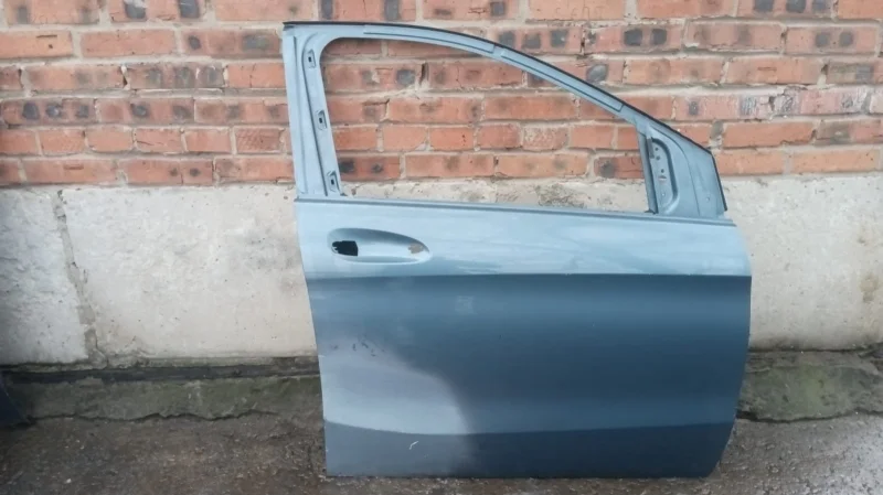 Дверь передняя правая Mercedes-Benz B-Klasse W246