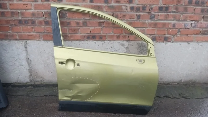 Дверь передняя правая Suzuki SX4 JY