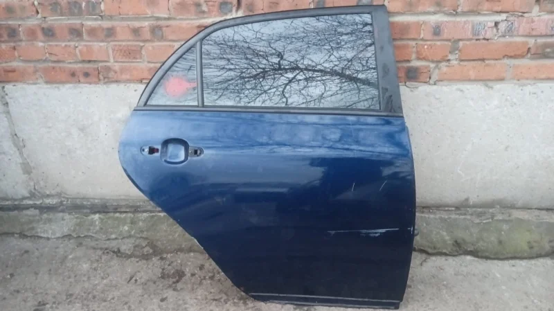 Дверь задняя правая Toyota Corolla E150 2ZR-FE