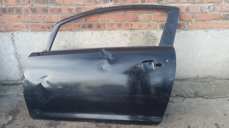 Дверь передняя левая Opel Corsa D