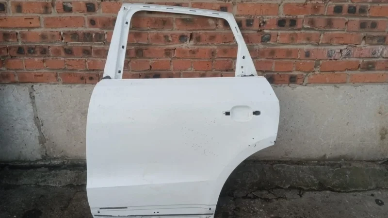Дверь задняя левая Audi Q5 8R