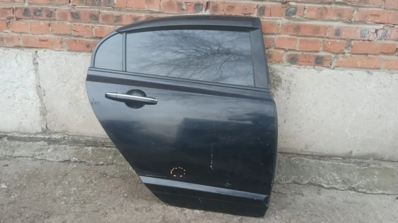 Дверь задняя правая Honda Civic 4D FD R18A1