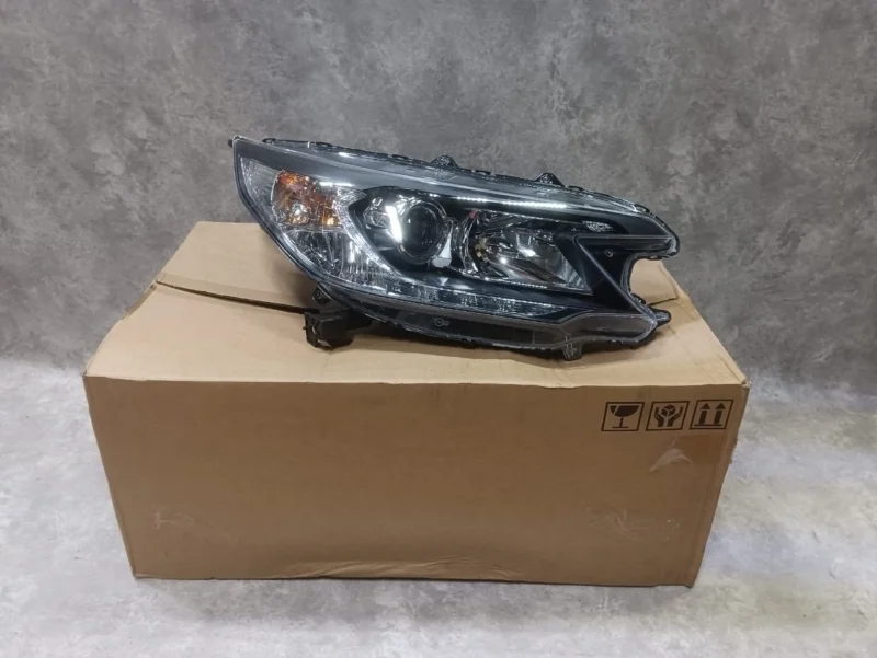Фара правая Honda CR-V 4 RM R20A9 2012 - 2015