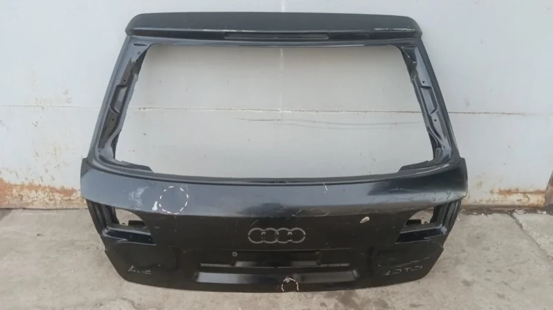 Крышка багажника задняя Audi A4 B7
