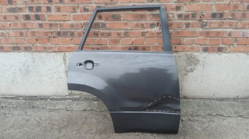 Дверь задняя правая Suzuki Grand Vitara JT