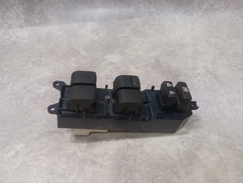Блок стеклоподъемников передний левый Toyota