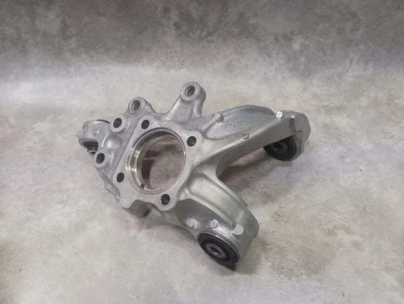 Кулак задней подвески задний левый Honda CR-V RE