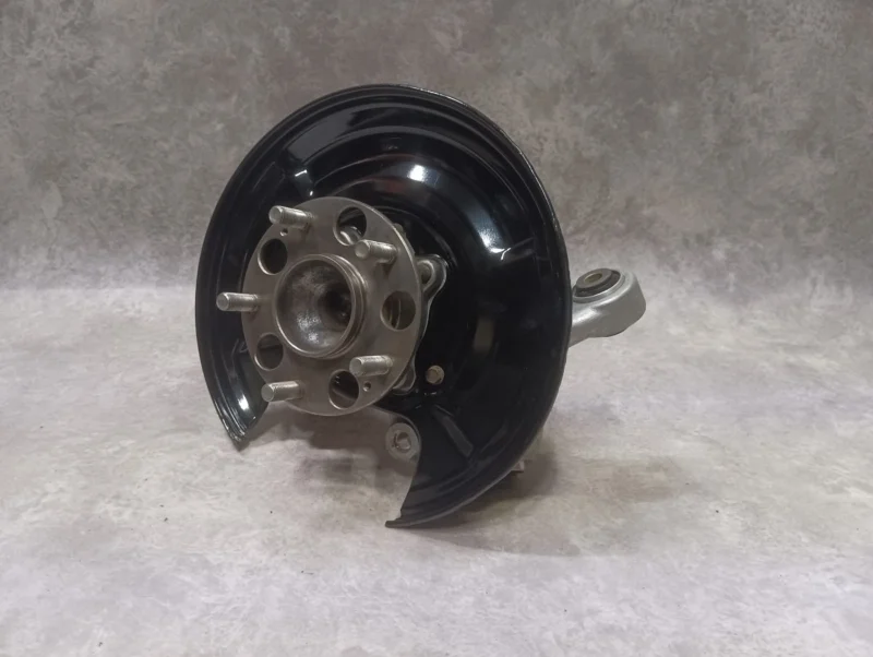 Кулак задней подвески задний левый Honda Accord CU