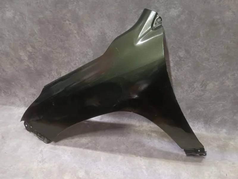 Крыло переднее левое Lexus LX570 J200 3URFE