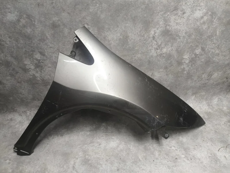 Крыло переднее правое Honda Civic 5D FK R18A2