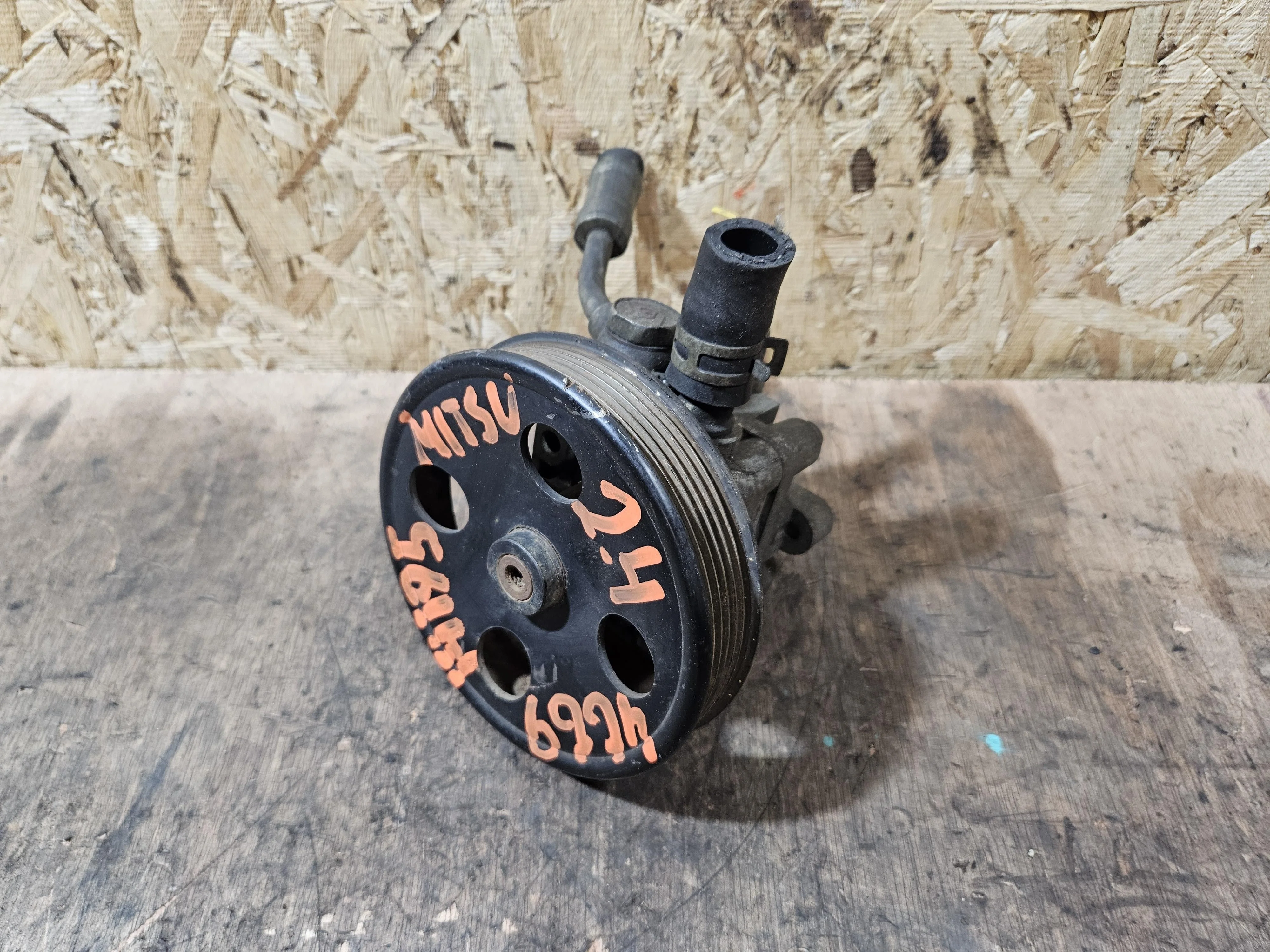 Насос ГУР Mitsubishi Galant Eclipse 4G69 2.4