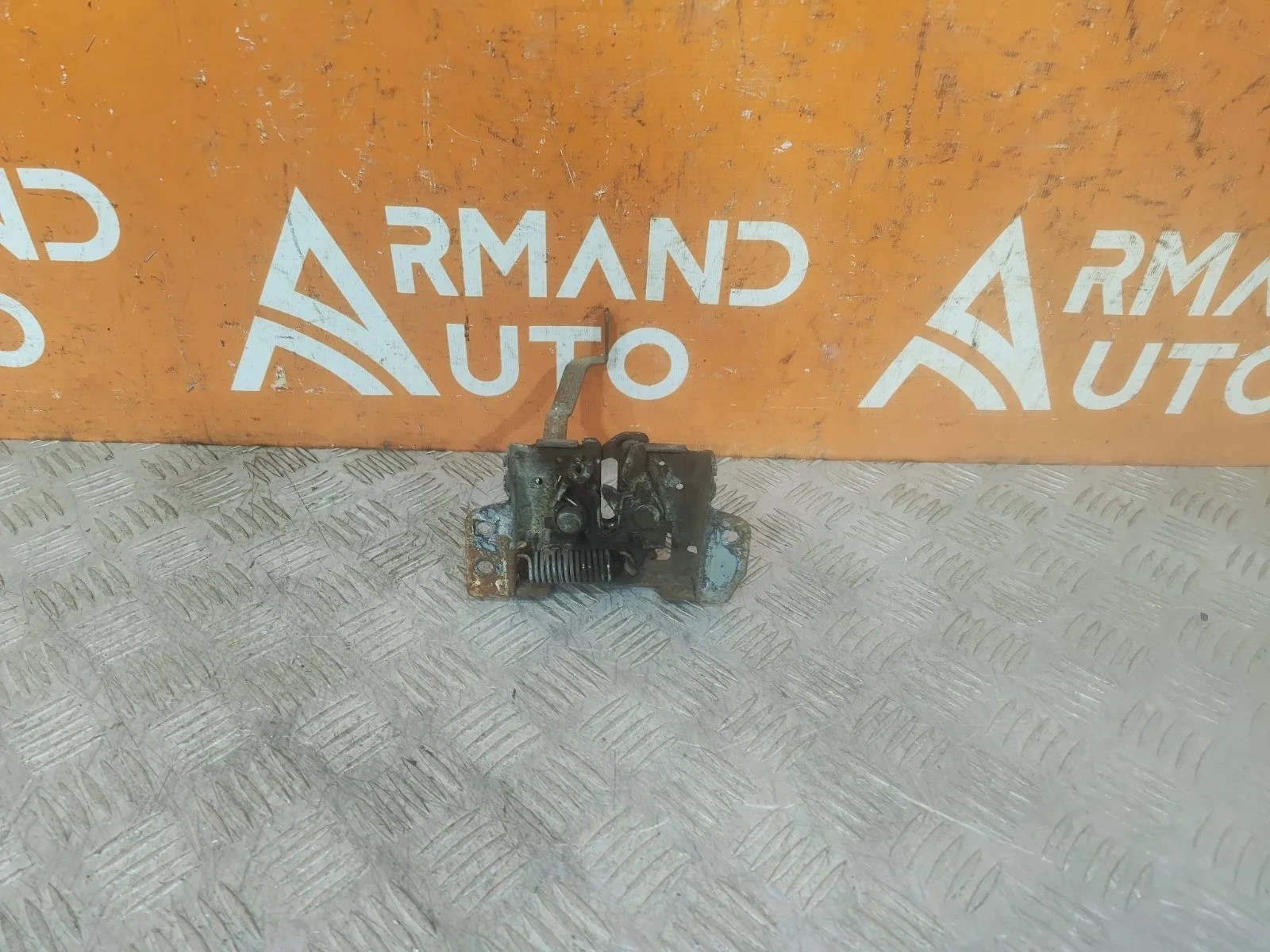 Замок капота Mitsubishi Outlander 2012-нв 3