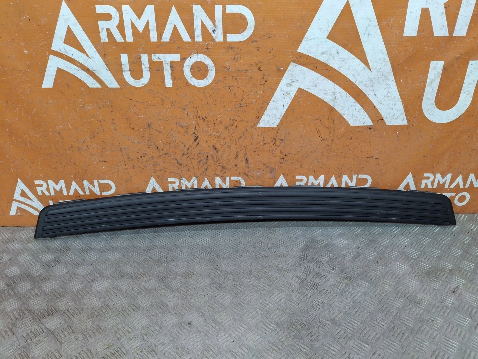 Накладка бампера верхняя Land Rover Discovery 2004-2009 3