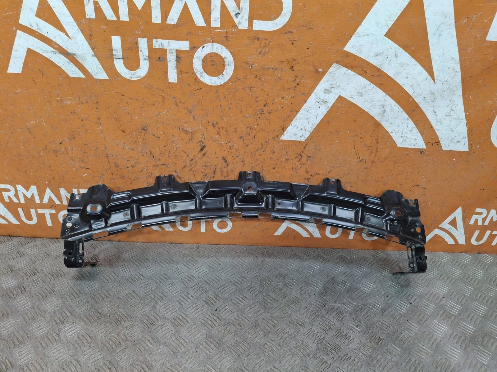 Панель передняя (суппорт радиатора) верхняя BMW X5 2013-2018 F15