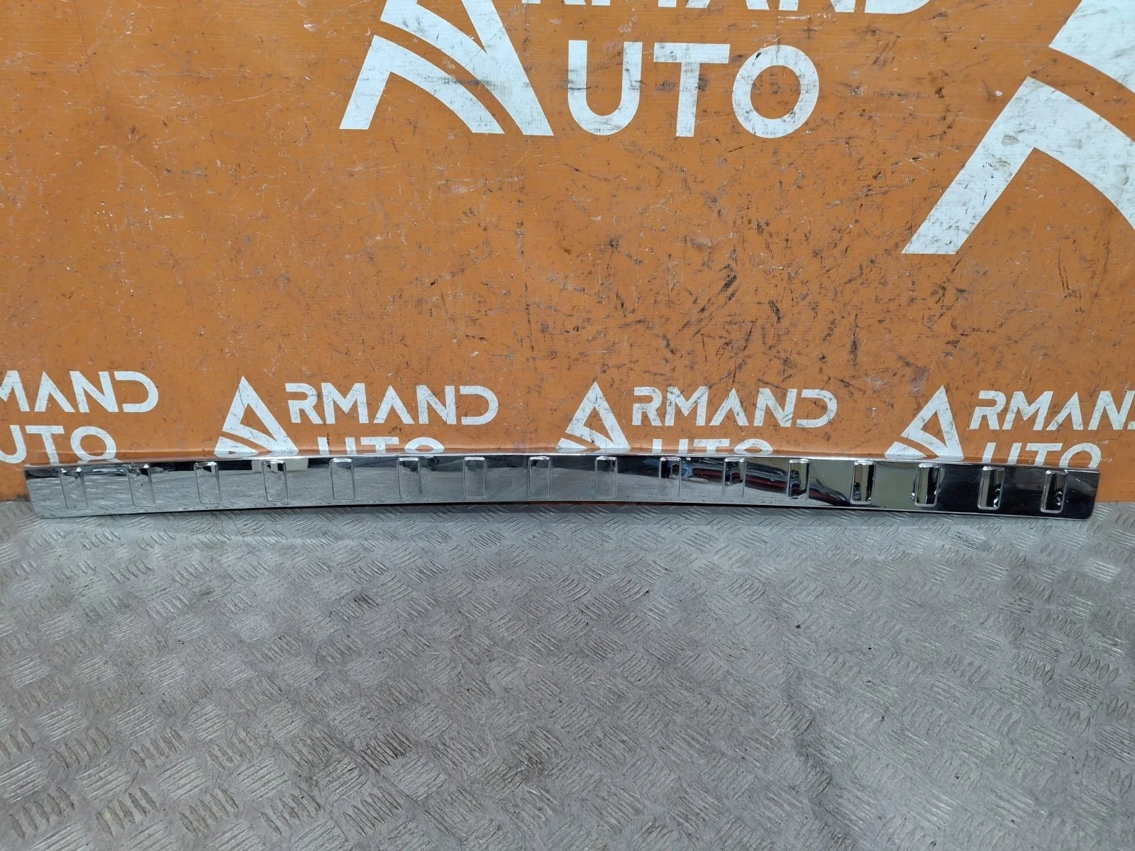 Накладка бампера верхняя Mercedes V-Class 2014-нв W447