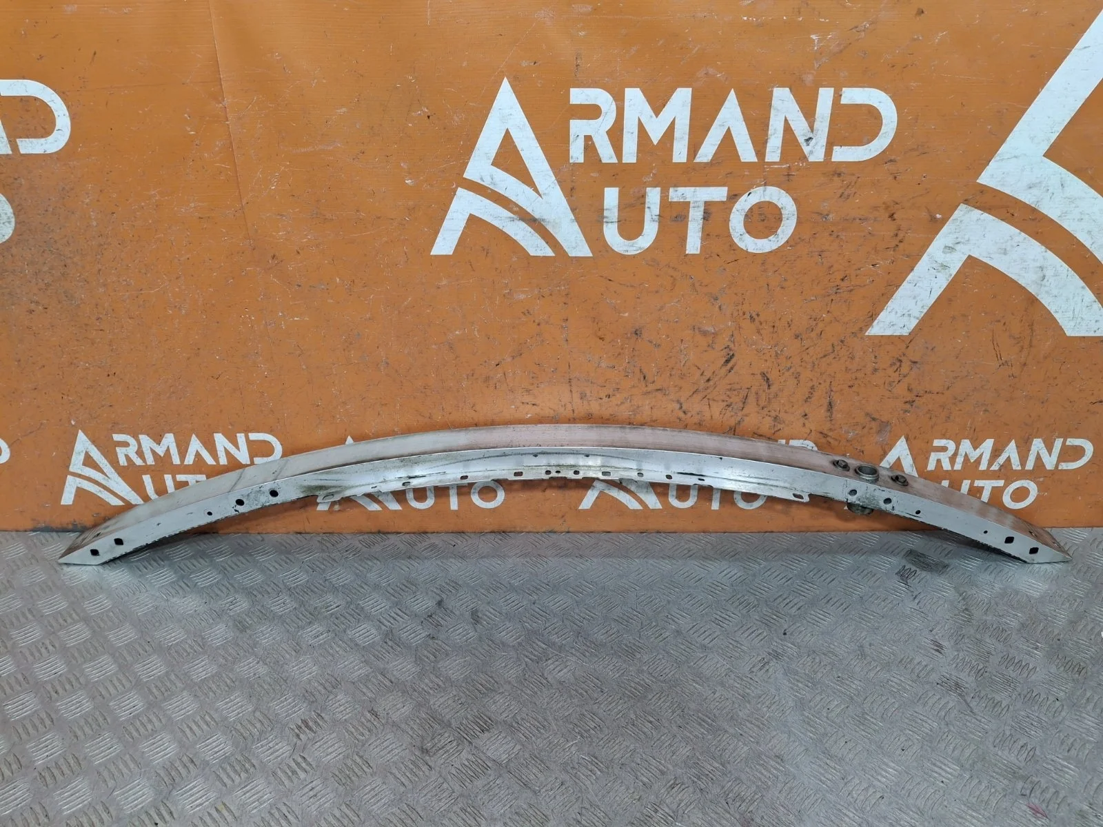 Усилитель бампера Mercedes -Class 2009-2016 W212, S212