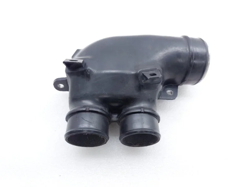 Патрубок интеркулера Toyota Land Cruiser 2011 J200