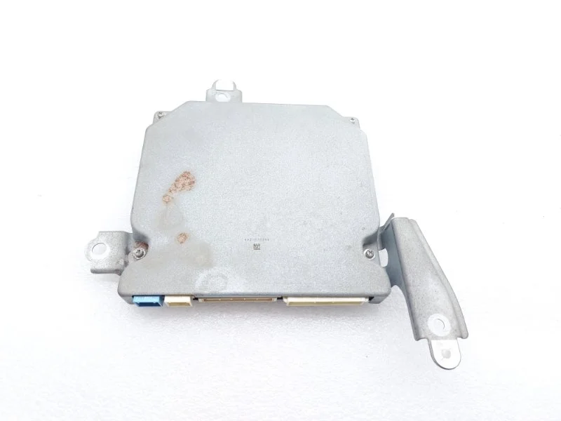 Блок электронный Toyota Land Cruiser 2011 J200