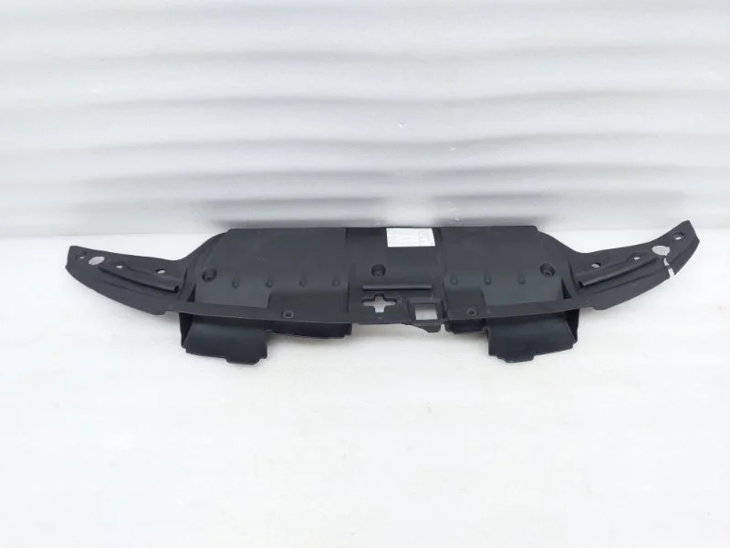 Кожух замка капота Toyota Land Cruiser 2011 J200