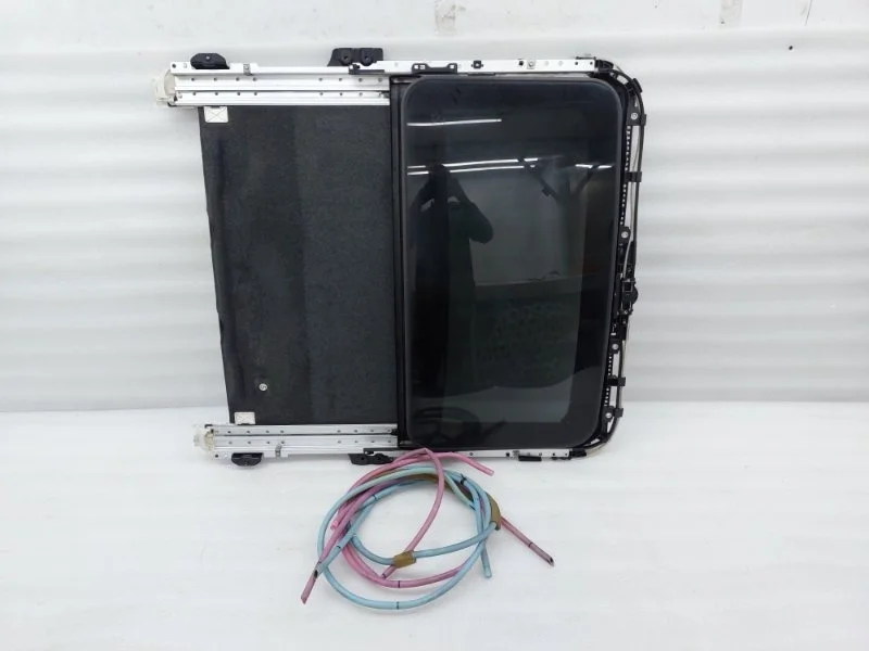 Люк Toyota Land Cruiser 2011 J200