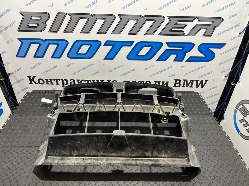 Диффузор радиатора Bmw X6 51647192758 E71 N55B30A, левый