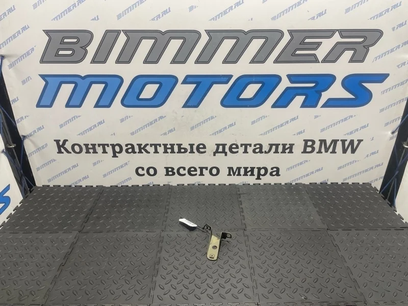 Кронштейн крыла BMW 316i F30