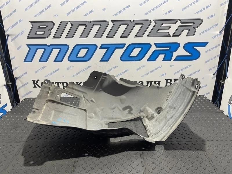 Подкрылок BMW 316i 51717260726 F30 N13B16A, передний правый