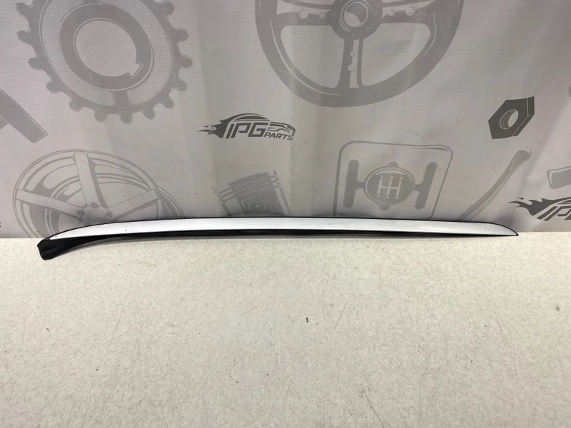 Молдинг лобового стекла правый BMW 3 2009 E90