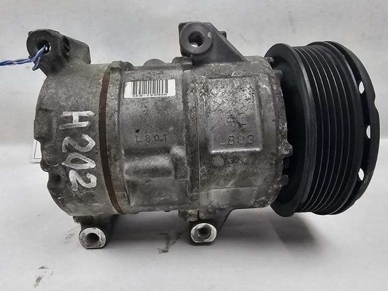 Компрессор кондиционера Toyota Corolla 120 2005
