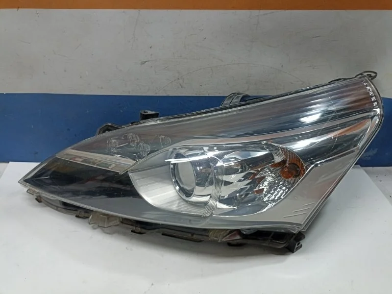 Фара Toyota Verso 2016 811700F181 ZGR20 1.6 1ZR-FAE, левая