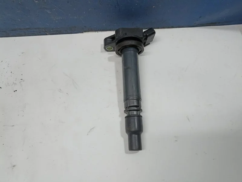 Катушка зажигания Toyota Camry 2017 9091902256 ASV50 2.5 2ARFE
