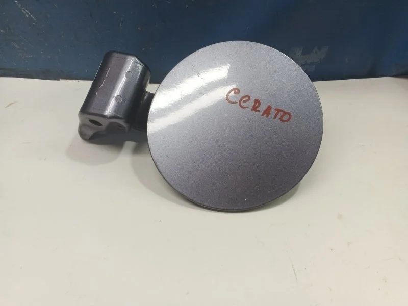 Лючок бензобака Kia Cerato 2 2011 695101M000 TD 1.6 G4FC