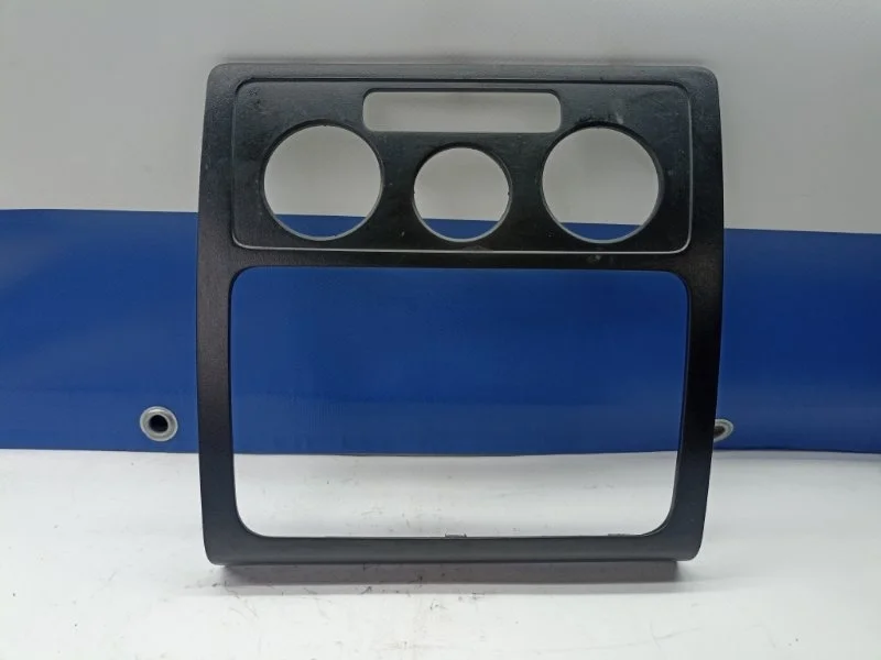 Рамка магнитолы Volkswagen Caddy 2006 2K0858061A9B9 2KB 1.6 BSE