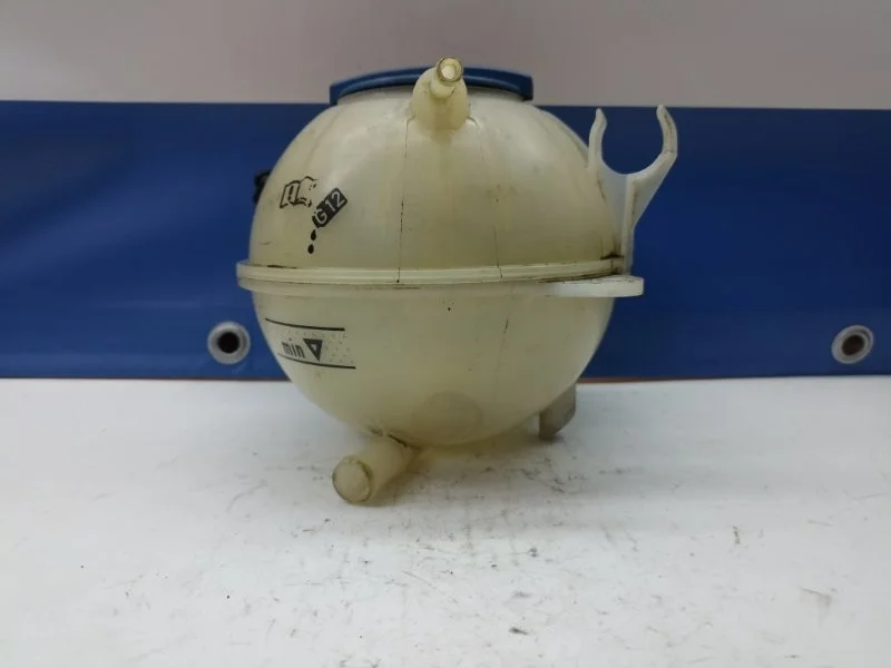 Бачок расширительный Volkswagen Caddy 2006 1K0121407A 2KB 1.6 BSE