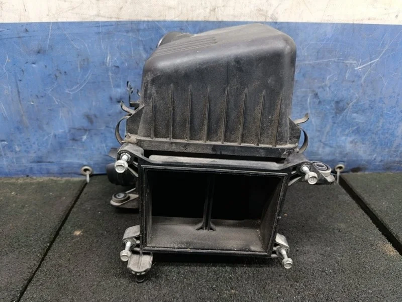 Корпус воздушного фильтра Kia Cerato 2 2011 281102H000 TD 1.6 G4FC