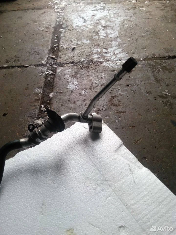 Трубка кондиционера Audi Q7 4L рестайлинг (2009—2015)