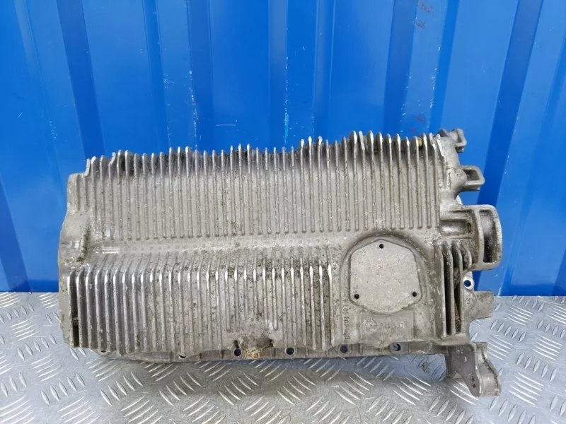 Поддон Volkswagen Golf Plus 2010 06A103601AR V 1.6 BSE