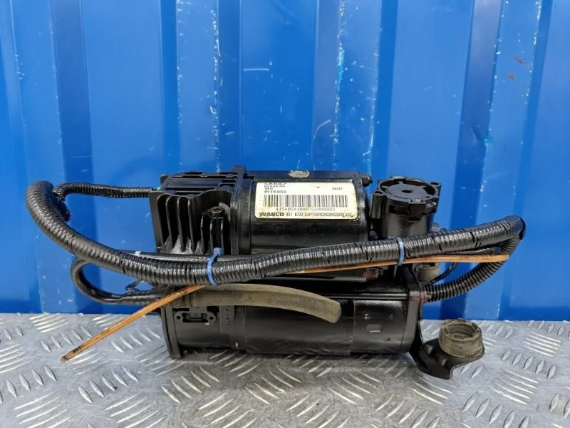 Компрессор пневмоподвески Audi A6 2005 4F0616005E C6 4.2 BAT