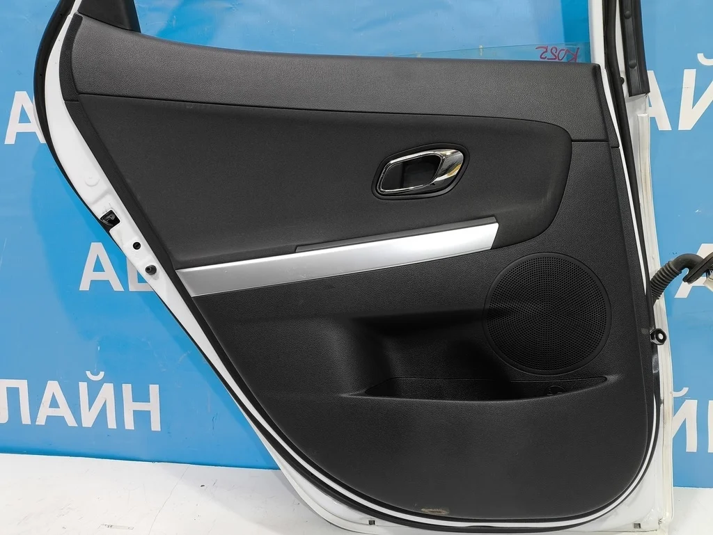 обшивка двери Kia Ceed 2 JD 2012-2015 03.01.2014