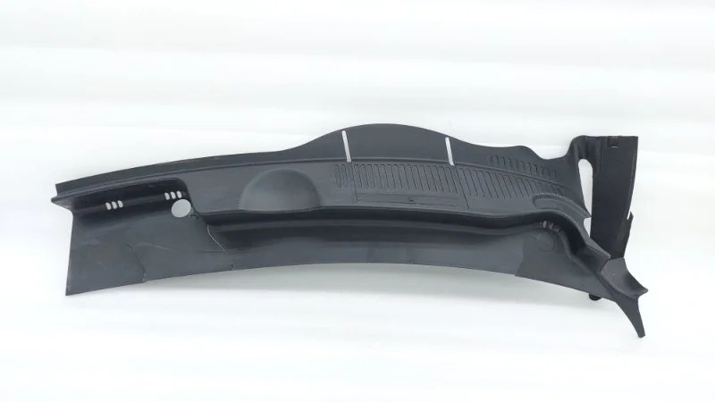 Жабо Volkswagen Touareg 2014 NF