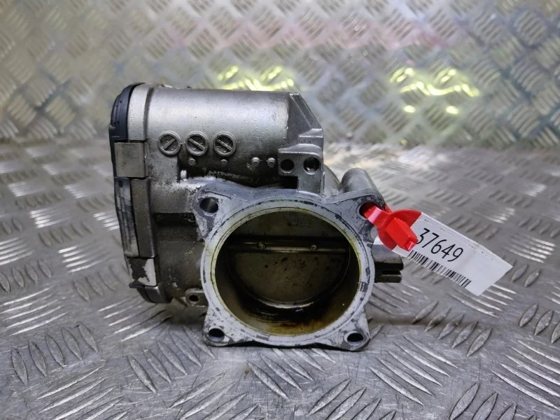 Дроссельная заслонка Volvo XC70 2