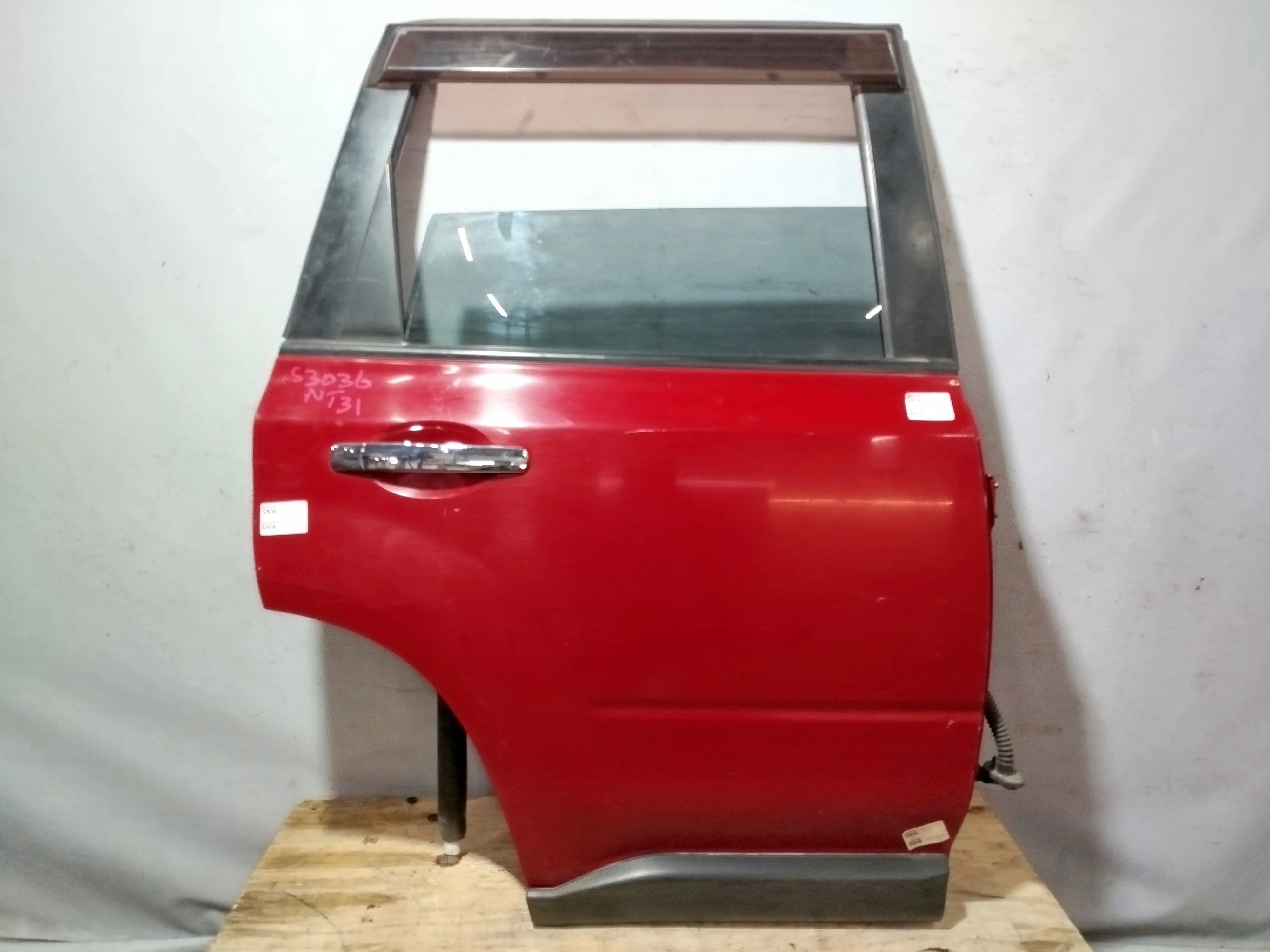 ДВЕРЬ NISSAN X-TRAIL DNT31 NT31 T31 TNT31 H210MJG0MA ЗАДНЯЯ ПРАВАЯ красный, AX6 S3036