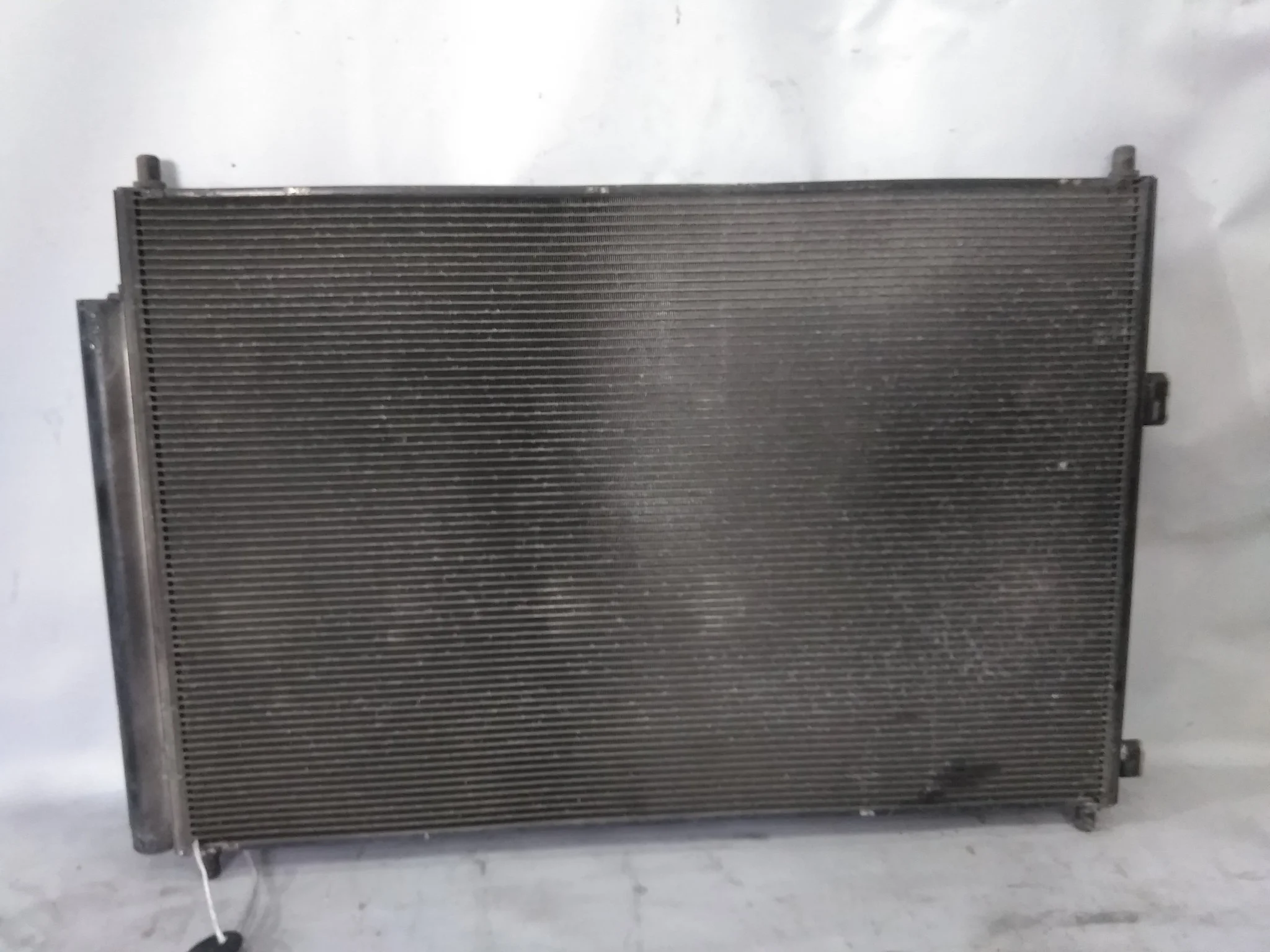 РАДИАТОР КОНДИЦИОНЕРА TOYOTA 8846058011 VB251