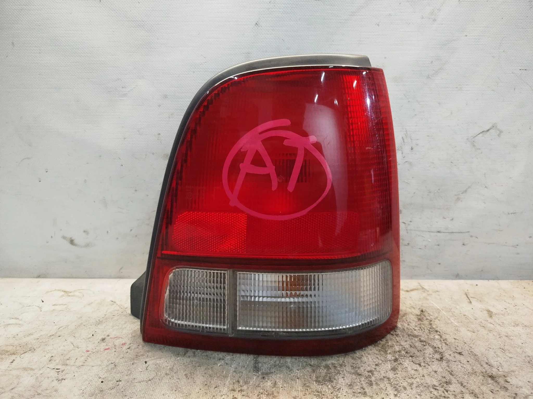 ФОНАРЬ HONDA ПРАВО 33501S50901 QA6139