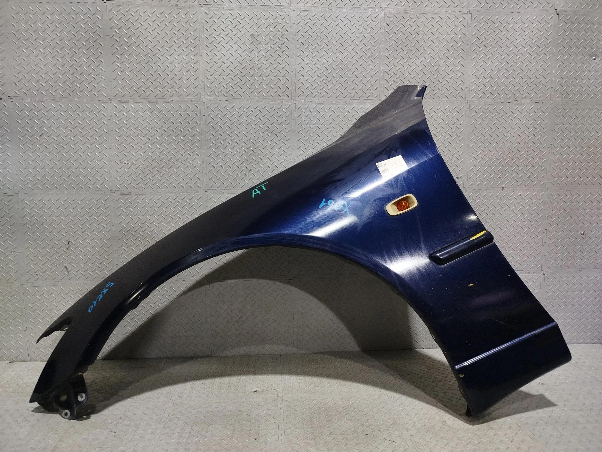 КРЫЛО TOYOTA LEXUS ALTEZZA ALTEZZA GITA IS200 IS300 GXE10 GXE10W GXE15W JCE10 JCE10W JCE15W SXE10 5380253010 ПЕРЕДНЕЕ ЛЕВОЕ ГАЛОГЕН темно-синий X061