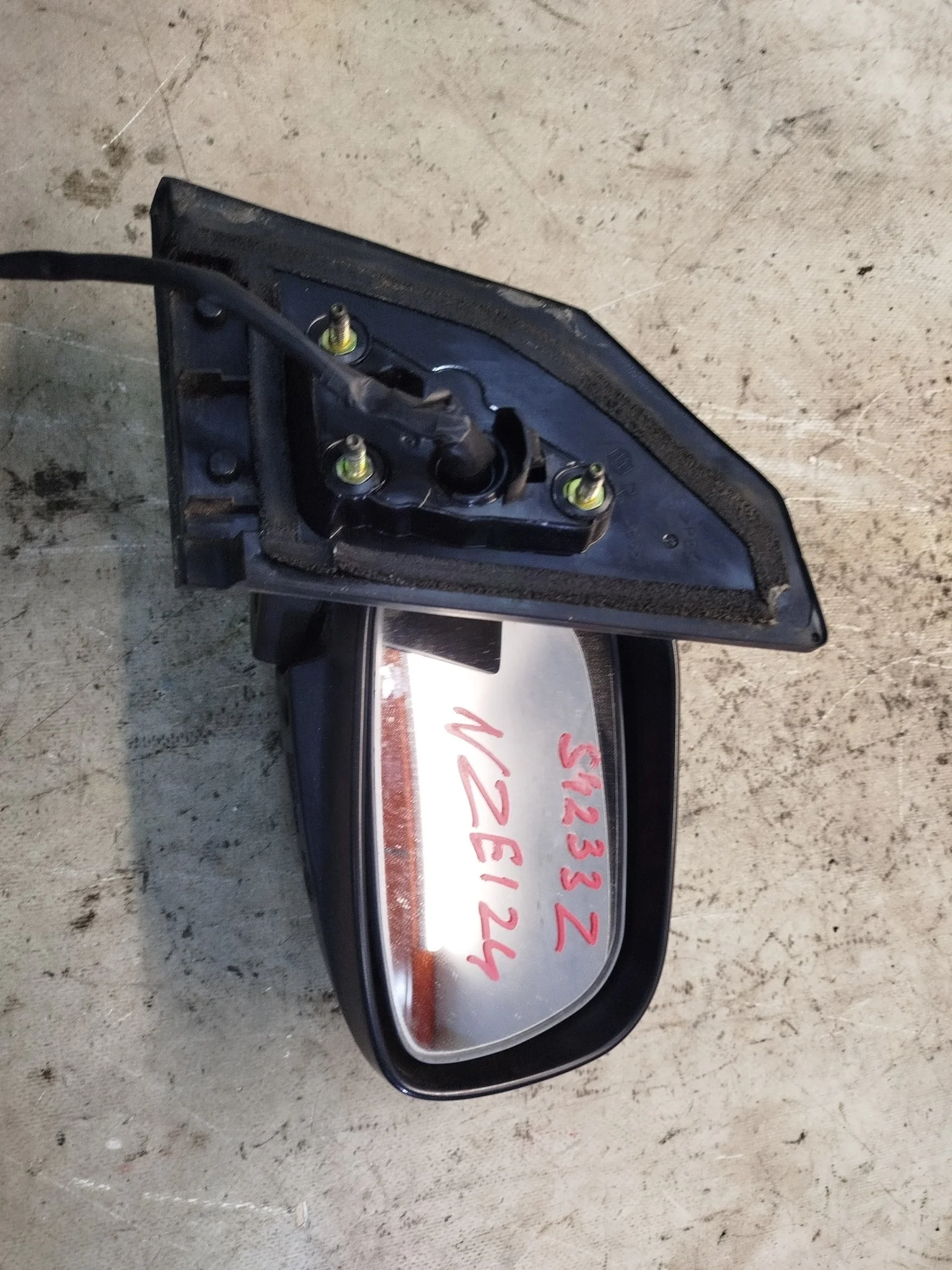 ЗЕРКАЛО TOYOTA ПРАВО 879101E830 серебро, 1D9 S4233Z